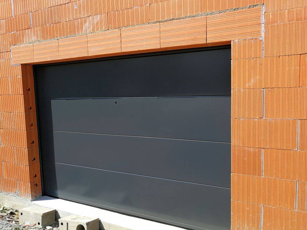 porte-garage-alexandremenuiserie